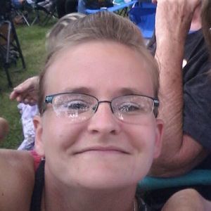 Meet your Posher, Becky